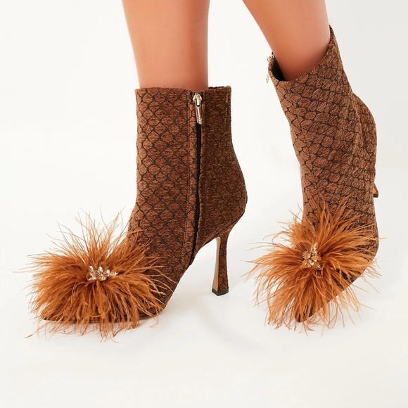 SAM EDELMAN
Brown Ency Booties Size 5 - Picture 5 of 6